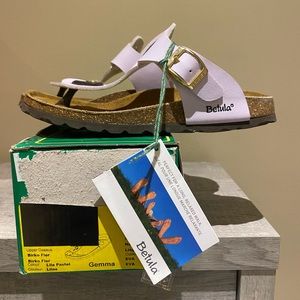 HOST PICK! 
Betula sandals by Birkenstock for kids
@cheri_couture